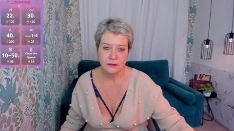 Snapshot of kathy_sunn chatting on February 7, 1:43 pm Kathy online show from February 7, 1:43 pm