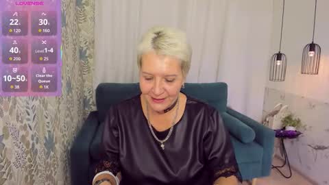 Snapshot of kathy_sunn chatting on October 24, 10:22 am Kathy online show from October 24, 10:22 am