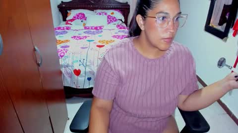 Snapshot of kathya_rabbit chatting on September 18, 3:27 am Kathye online show from September 18, 3:27 am