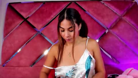 katiagarcia_ online show from October 24, 5:03 am