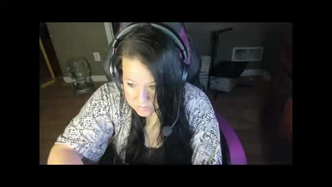 Katie online show from February 4, 1:56 am