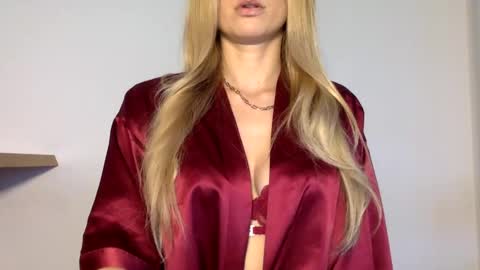 Katie online show from January 5, 3:02 pm