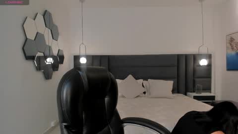 Kate Stonne online show from December 17, 3:00 am