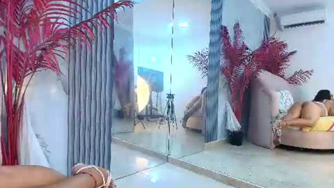    online show from July 22, 7:48 pm