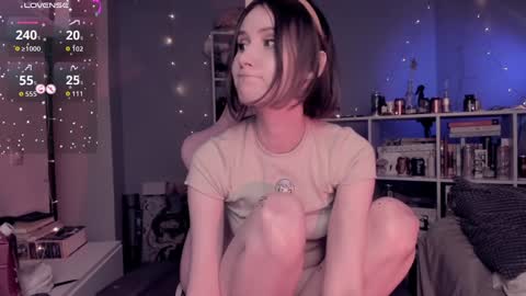 katkittykate online show from January 10, 8:19 am