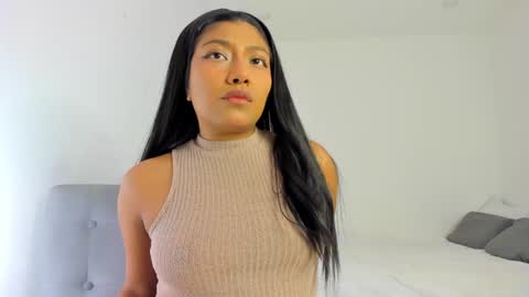 Snapshot of katnees_correa chatting on February 4, 7:40 am Follow me on instagram and twitter as correaktnees online show from February 4, 7:40 am