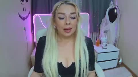 katrinacharm online show from October 11, 1:25 pm