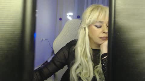 katrinacharm online show from January 11, 8:03 pm