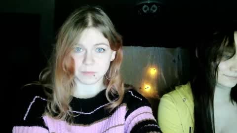 katrine_ine online show from November 2, 4:54 pm