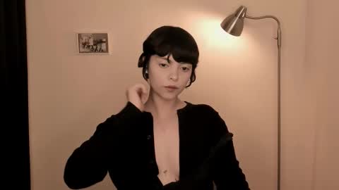 katsuro online show from November 14, 9:37 pm