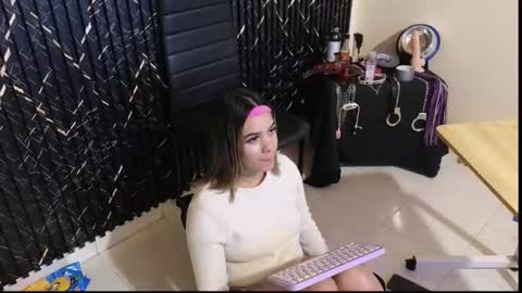 Katt  online show from October 15, 7:49 pm