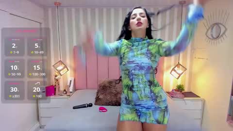 KATY  online show from February 3, 7:40 pm