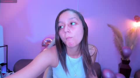 Snapshot of katy_sweet19 chatting on September 17, 7:01 pm Katy online show from September 17, 7:01 pm