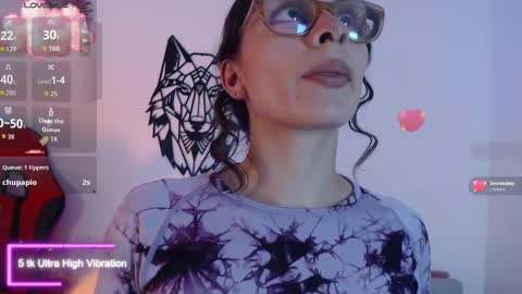 Snapshot of katy_van chatting on October 3, 10:15 pm Katy Van online show from October 3, 10:15 pm