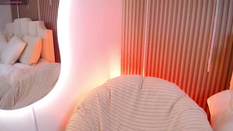 Katy Van online show from March 29, 9:36 pm