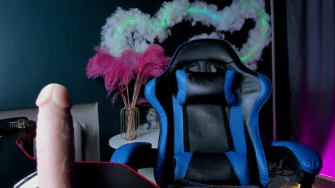 Katy online show from April 9, 6:19 am