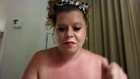 katyadams87 online show from June 28, 5:14 am