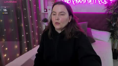 Kate online show from May 13, 6:52 am