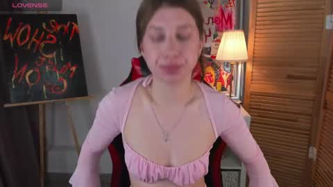 katymeaw online show from June 2, 2:01 am