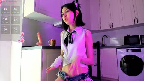mai online show from June 25, 3:02 pm