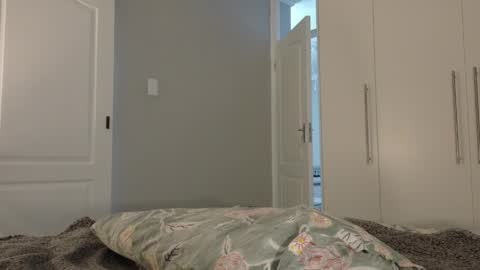 kawaiibabypie online show from April 1, 1:12 pm