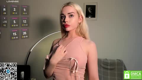 Snapshot of kaya_davis chatting on December 26, 10:41 pm My name Kaya but you can call me Angel online show from December 26, 10:41 pm
