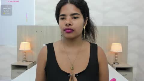   online show from November 24, 11:45 am