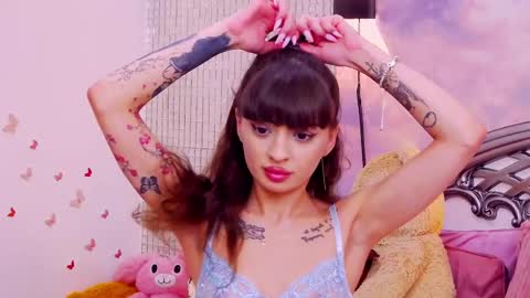 Kaya Belle online show from June 5, 6:52 am