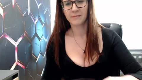 Snapshot of kayalips chatting on February 26, 4:38 pm KayaLips online show from February 26, 4:38 pm