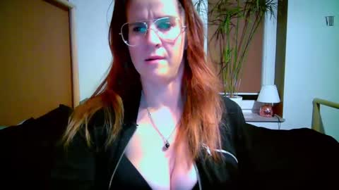 KayaLips online show from November 22, 9:17 pm