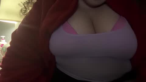 kayciee online show from April 25, 8:17 am