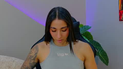 KAYLA BATISTA online show from June 27, 5:30 am