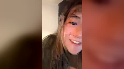 kaylawangxxx online show from July 6, 1:11 am