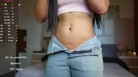 INSTAGRAM AND TW 11kayle online show from July 25, 9:33 pm
