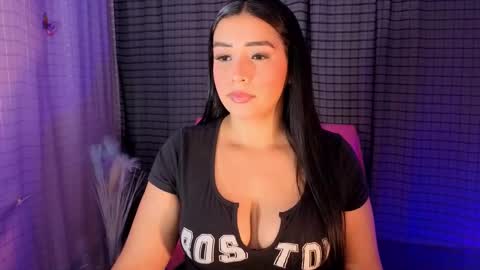 Kaylee online show from December 22, 5:49 pm