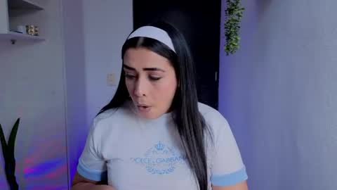 Kaylee online show from May 14, 5:52 pm