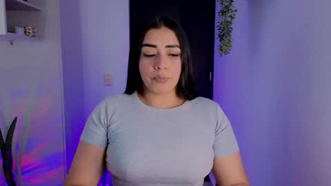 Kaylee online show from May 13, 5:51 pm