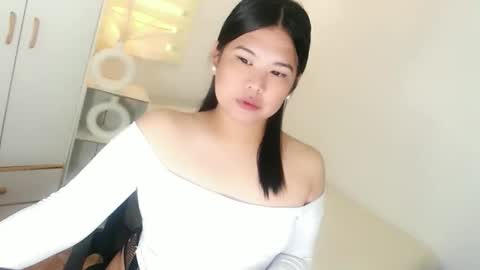 Y O U R        F U T U R E       K A Y L E E  online show from April 6, 10:11 pm