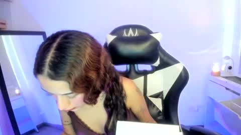 kaylie online show from June 22, 9:34 pm