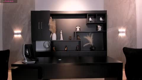 Kay online show from June 17, 4:14 am