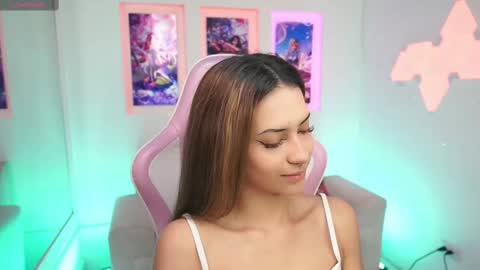 Snapshot of kayraowen chatting on February 13, 11:50 am Kayra online show from February 13, 11:50 am