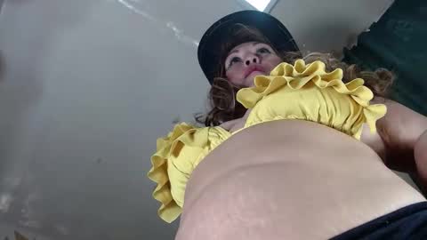 KAZSANDRAH online show from February 6, 6:06 am