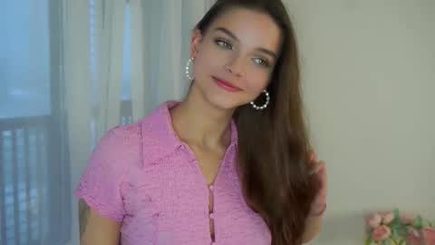 Lulu online show from February 7, 2:10 pm