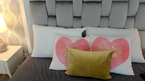 Keiira Fox online show from January 14, 12:21 pm