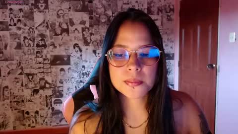 Kimk online show from January 11, 9:25 pm