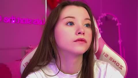 Keira online show from February 10, 6:44 pm