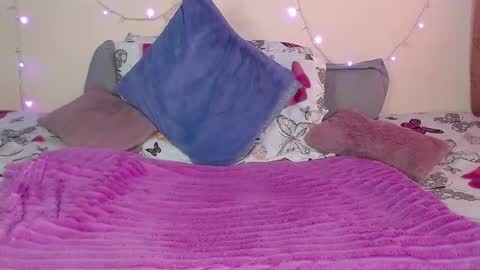 Snapshot of keisy_x chatting on February 14, 3:36 pm karo   online show from February 14, 3:36 pm