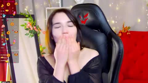 Kelly online show from November 30, 9:35 am