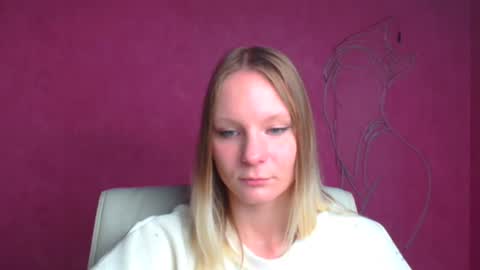 Snapshot of kelly_lly chatting on October 6, 5:51 pm Kelly online show from October 6, 5:51 pm