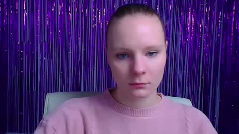 Snapshot of kelly_lly chatting on September 27, 5:25 am Kelly online show from September 27, 5:25 am